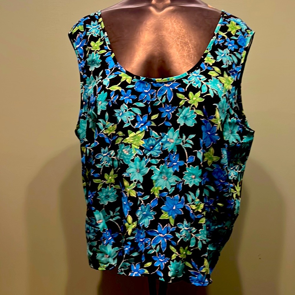 Apparenza Floral Top